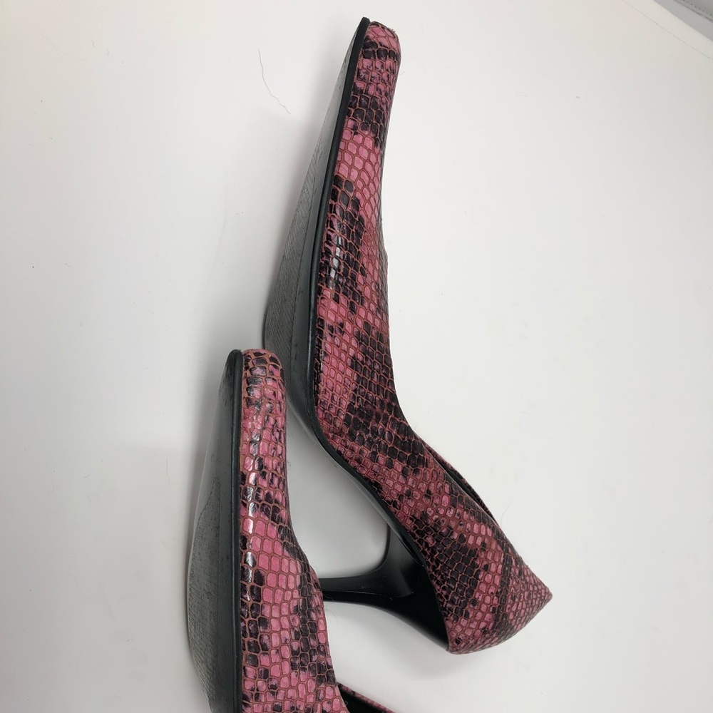 Oooh the heels on these!! Hot and high!